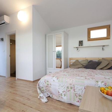 Studio Sea View Borik Ровінь Екстер'єр фото